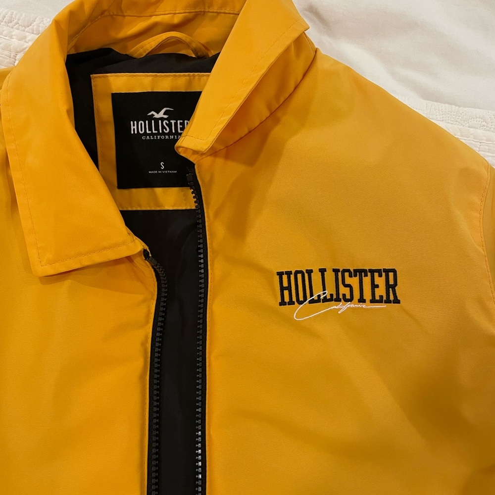 Yellow hollister raincoat